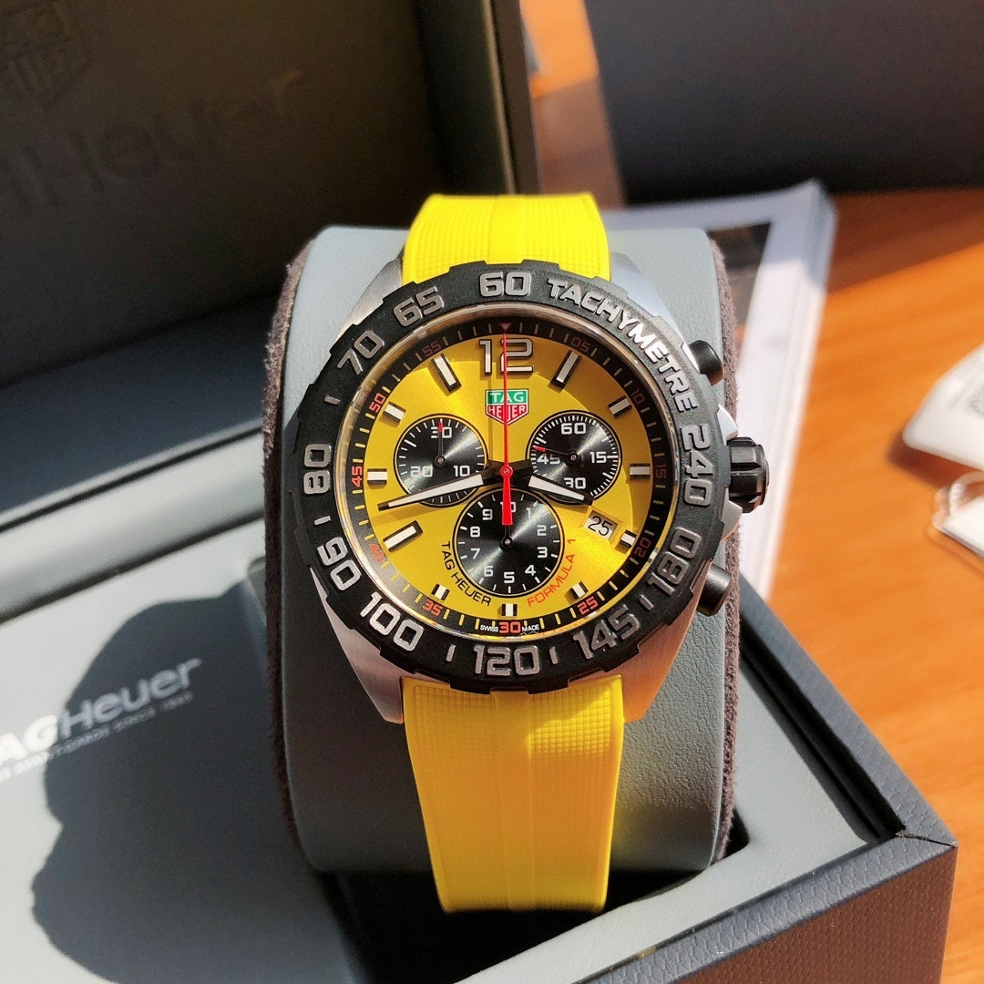 Top-grade watches 02679 TAG HEUER Formula 1 Quartz CHRONO 43MM Yellow Rubber Men's Watch CAZ101AM.FT8054