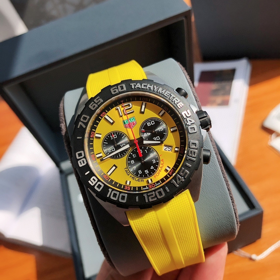 Top-grade watches 02679 TAG HEUER Formula 1 Quartz CHRONO 43MM Yellow Rubber Men’s Watch CAZ101AM.FT8054