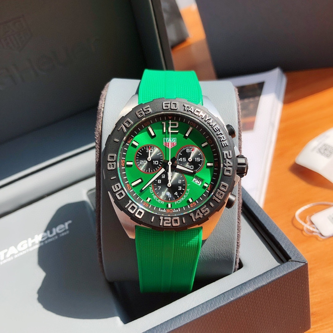 Top-grade watches 02689 Tag Heuer Men's Formula 1 Chronograph Watch Stainless Steel x Rubber QZ Green