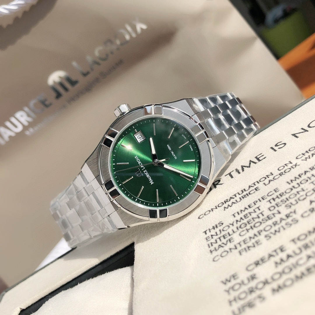 Maurice Lacroix Aikon Quartz (40mm) Green Dial / Stainless Steel