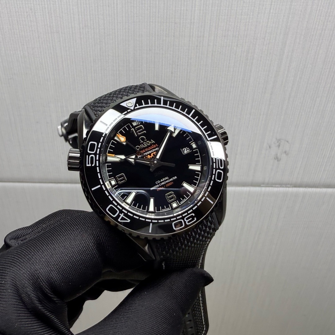 OMEGA Seamaster Planet Ocean 600 M Co-Axial Master Chronometer GMT