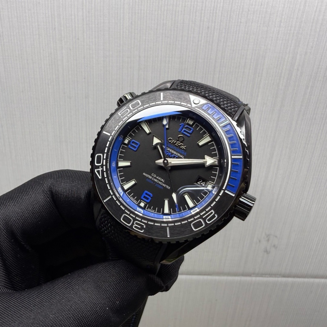 Omega Seamaster Planet Ocean GMT Automatic 45mm Ceramic Mens 215.92.46.22.01.002