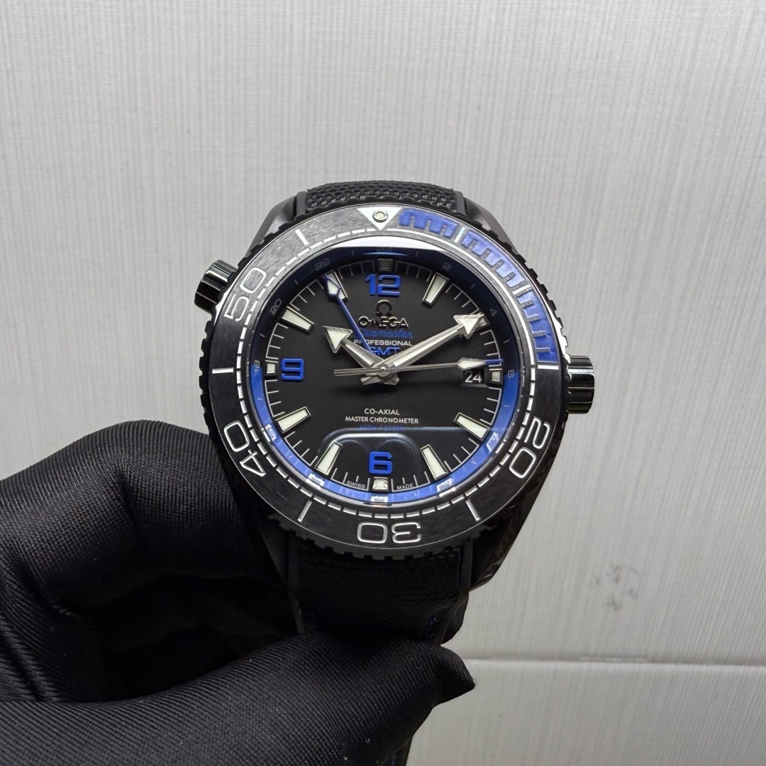 Omega Seamaster Planet Ocean GMT Automatic 45mm Ceramic Mens 215.92.46.22.01.002