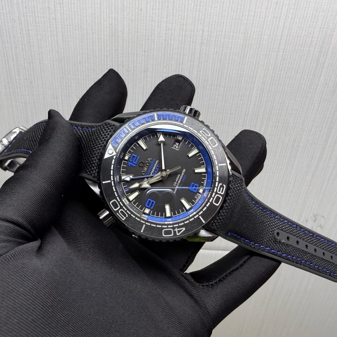 Omega Seamaster Planet Ocean GMT Automatic 45mm Ceramic Mens 215.92.46.22.01.002