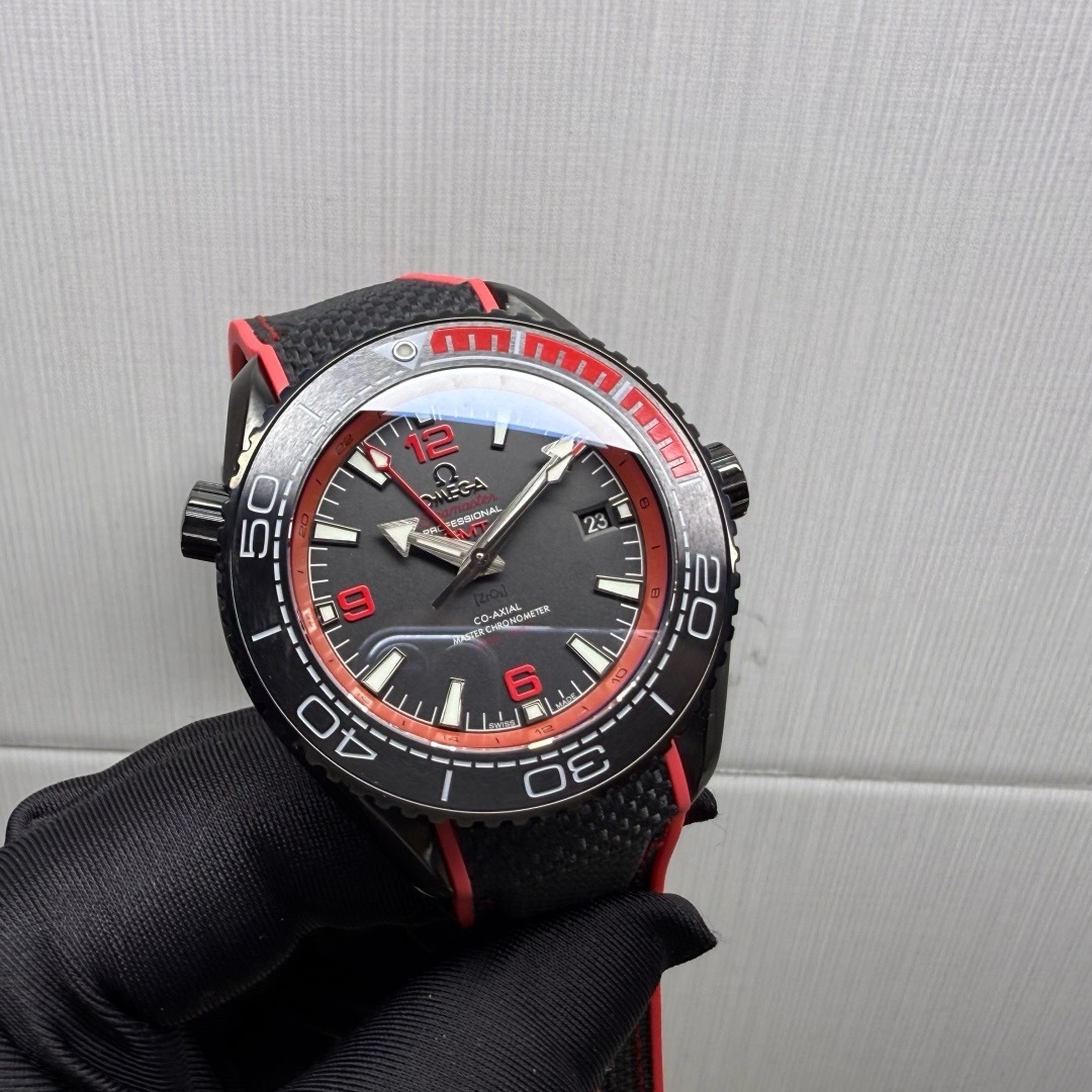 Omega Seamaster Planet Ocean 600M 45.5mm – Deep Black