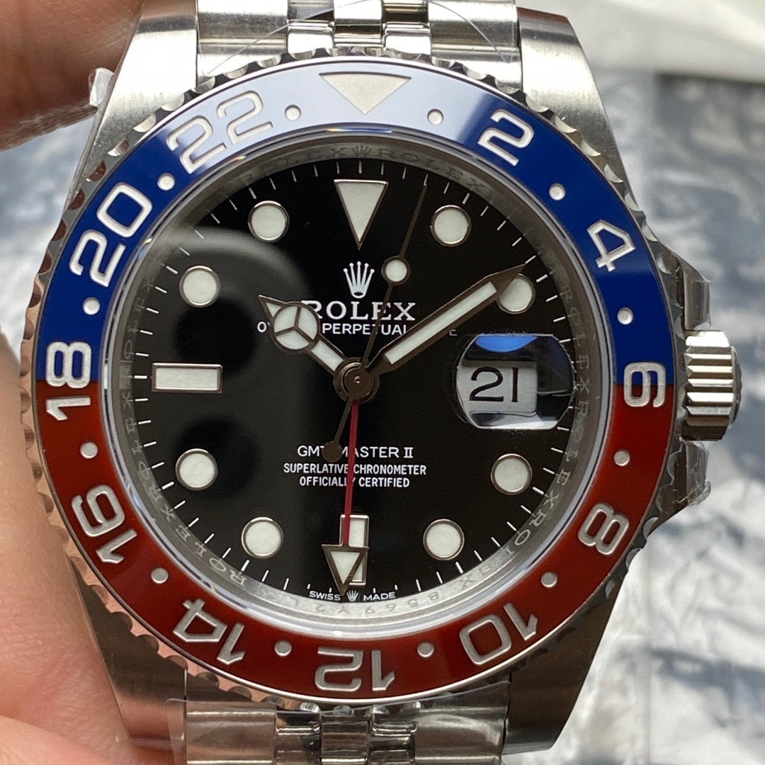 GMT-Master II  Oyster, 40 mm, Oystersteel  Reference 126710BLRO