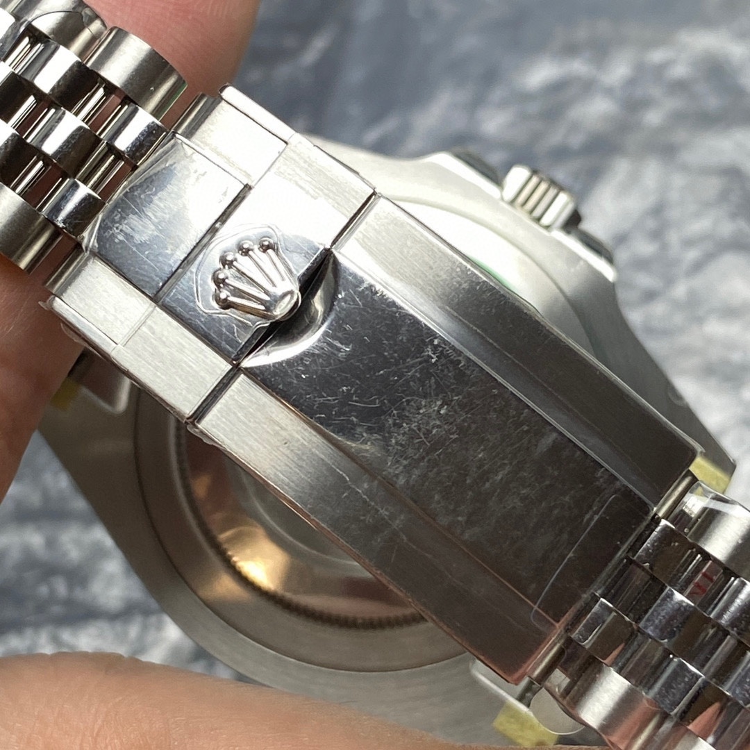 GMT-Master II  Oyster, 40 mm, Oystersteel  Reference 126710BLRO