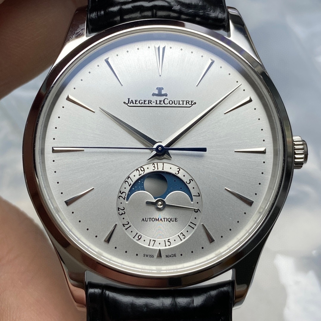 Jaeger-LeCoultre Master Ultra Thin Moon