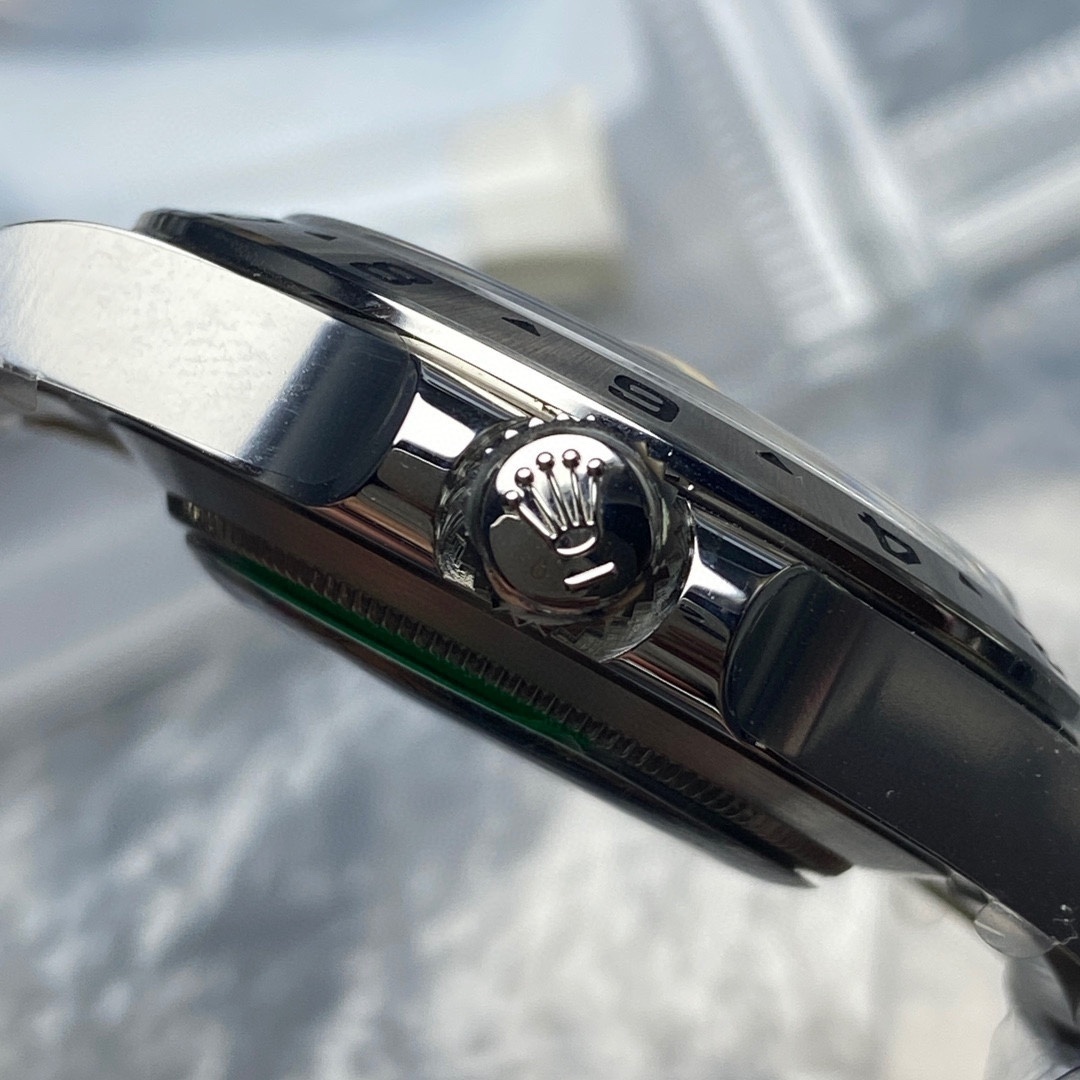 Rolex Explorer II Automatic Chronometer Black Dial Men's Watch 226570BKSO