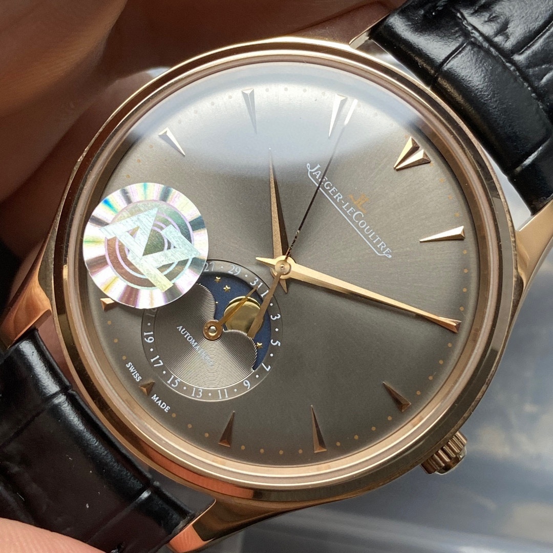 Jaeger-LeCoultre Master Ultra Thin Moon