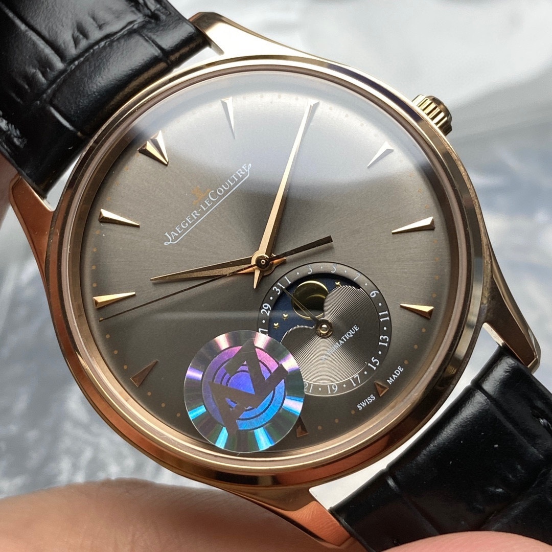 Jaeger-LeCoultre Master Ultra Thin Moon