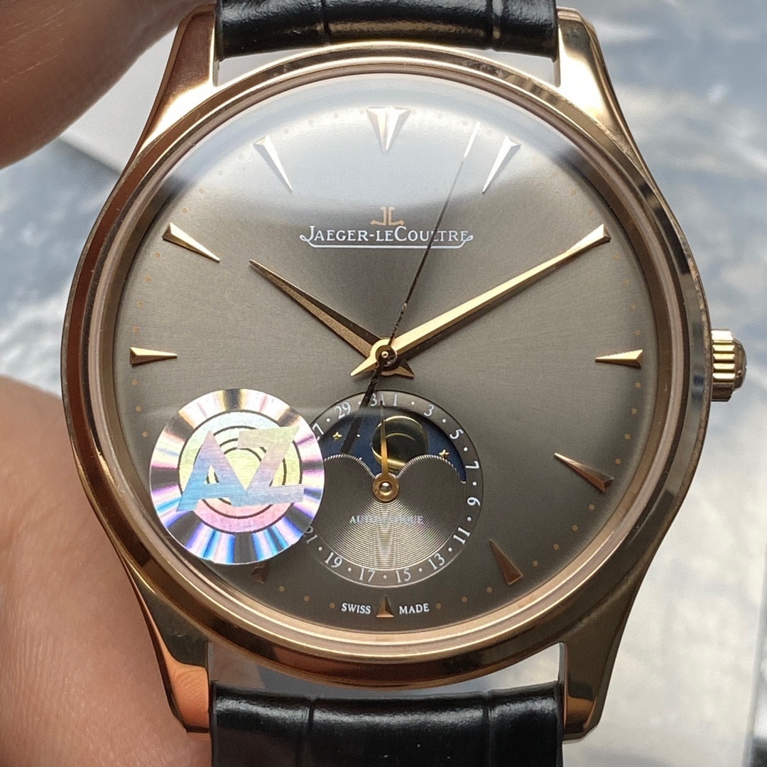 Jaeger-LeCoultre Master Ultra Thin Moon