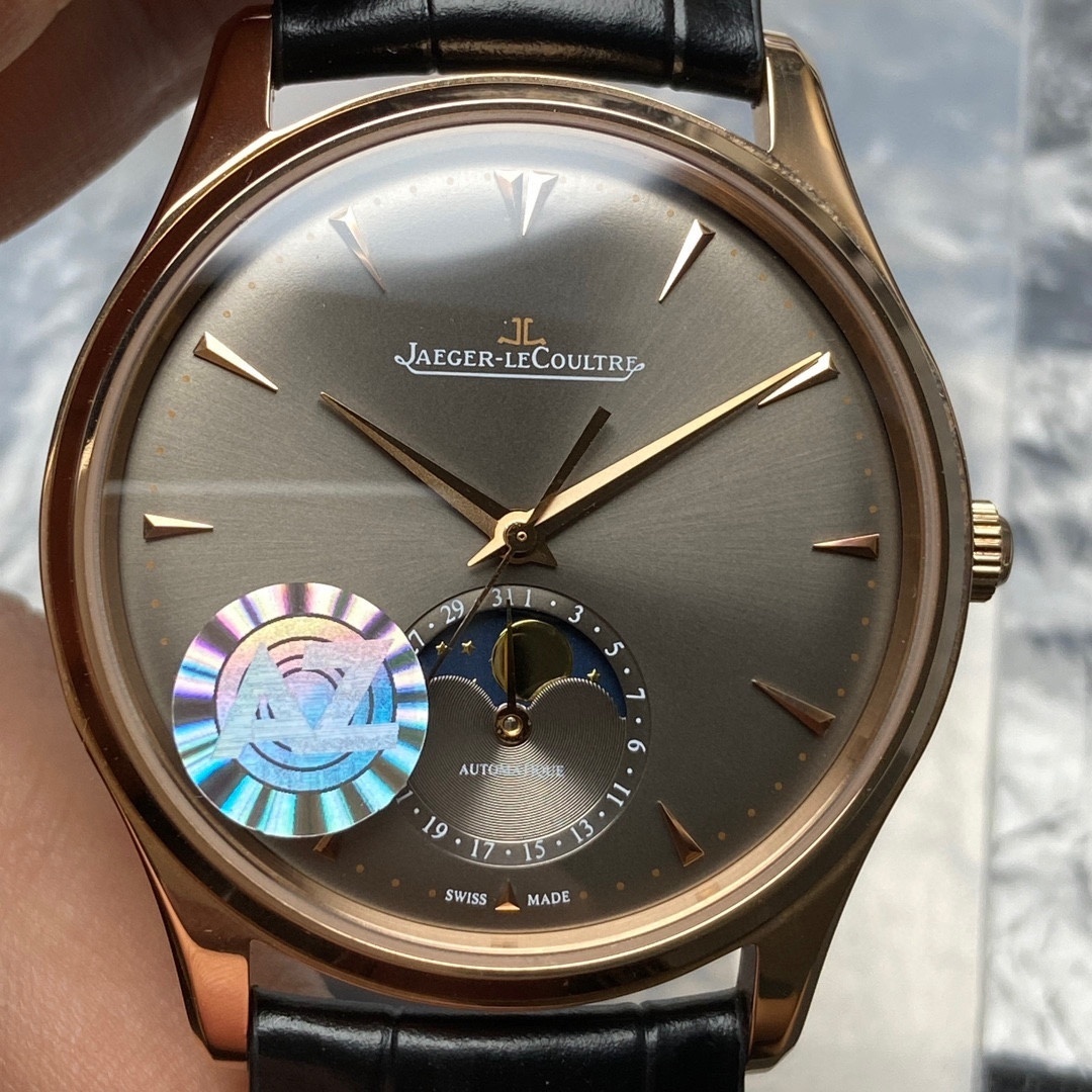Jaeger-LeCoultre Master Ultra Thin Moon