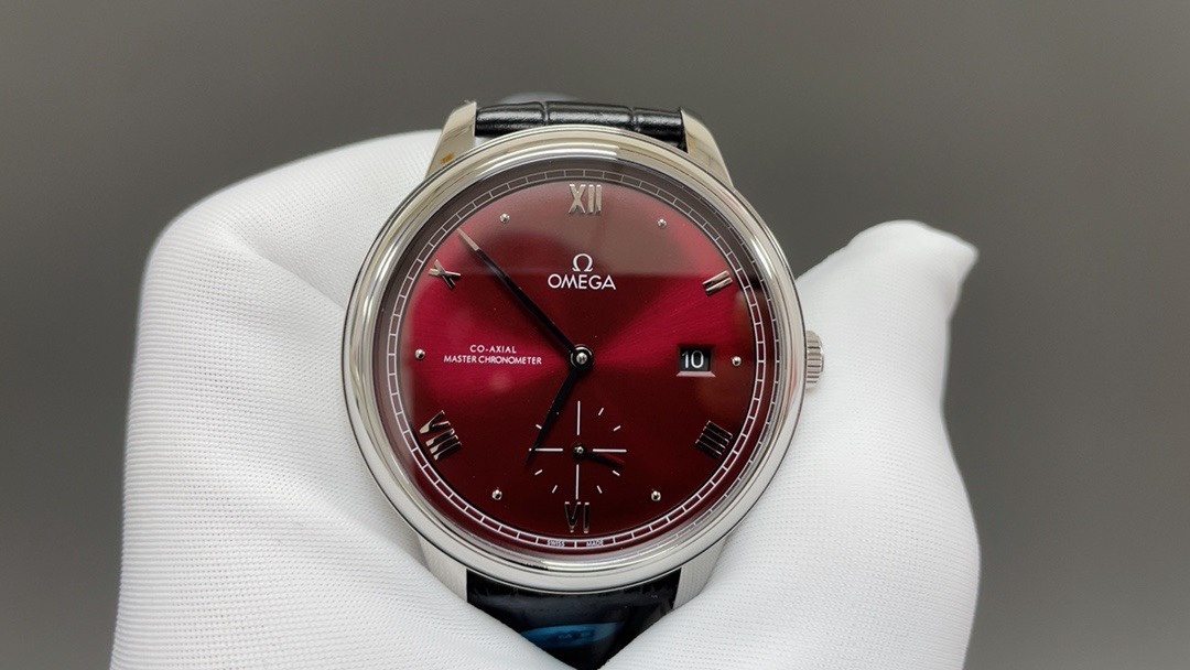 Omega Co-Axial Master Chronometer Small Seconds 41