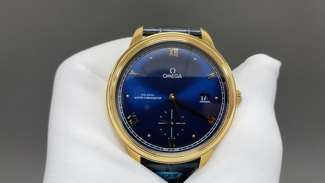 Omega De Ville Prestige Co-Axial Master Chronometer Small Seconds 41mm Mens Watch Blue O43453412003001