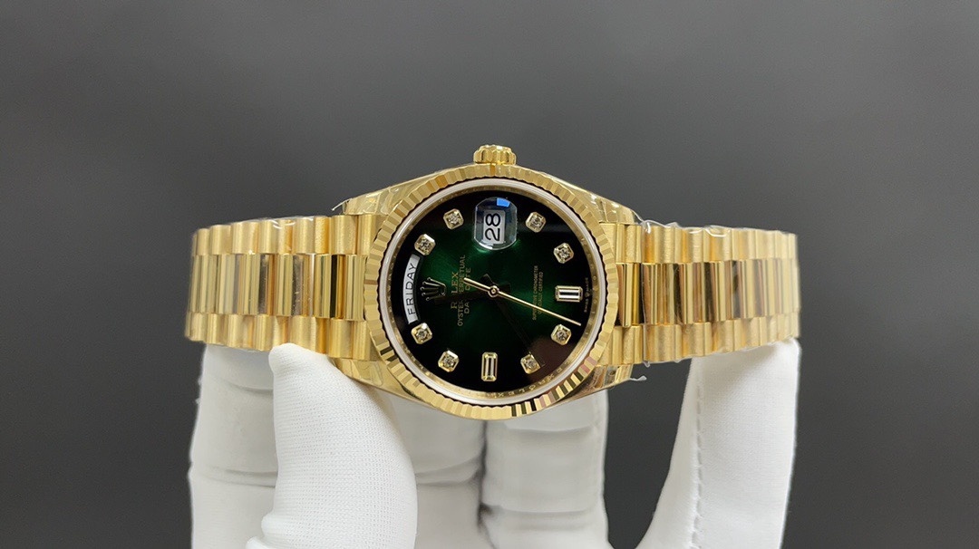 Top-grade watches 04396 Rolex Day-Date 18238 President- 18k Yellow Gold 36mm-Green Ombre Diamond Dial
