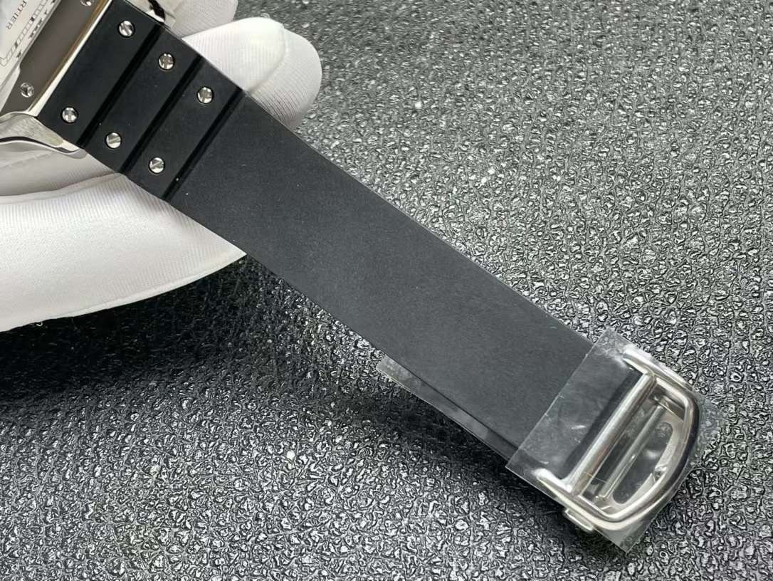 Top-grade watches 04599 Santos de Cartier 40mm White Dial in Steel on Black Rubber