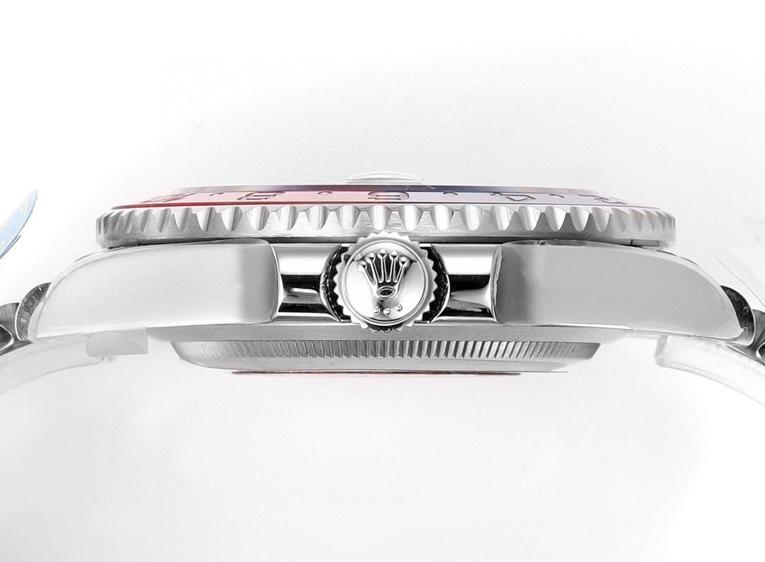 Rolex 40mm GMT Master II 116710 Refinished Blue Dial Seen On Pepsi 126719BLRO BL