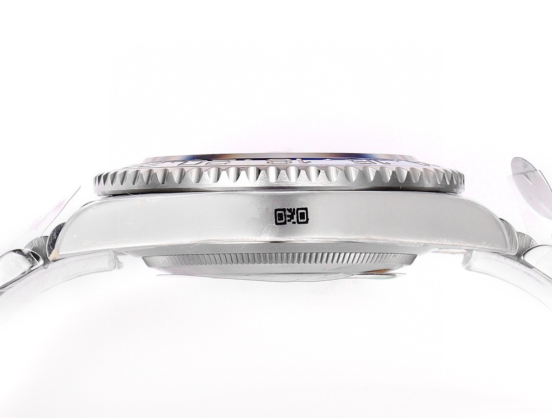 Top-grade watches 04659 Rolex GMT-Master II 126710BLNR 40mm Batman Black And Blue Bezel Oyster Bracelet