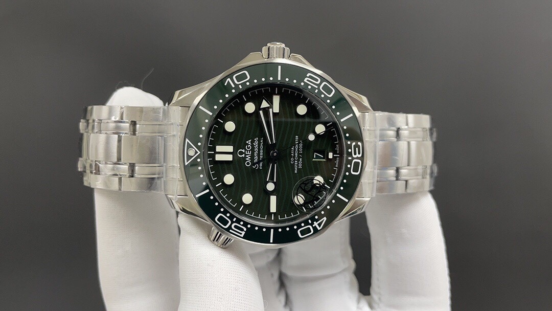 Omega Diver 300M Seamaster Steel Master Chronometer Certified .