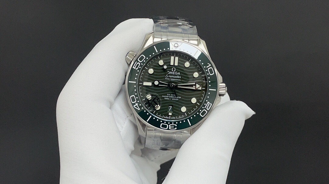 Omega Diver 300M Seamaster Steel Master Chronometer Certified .