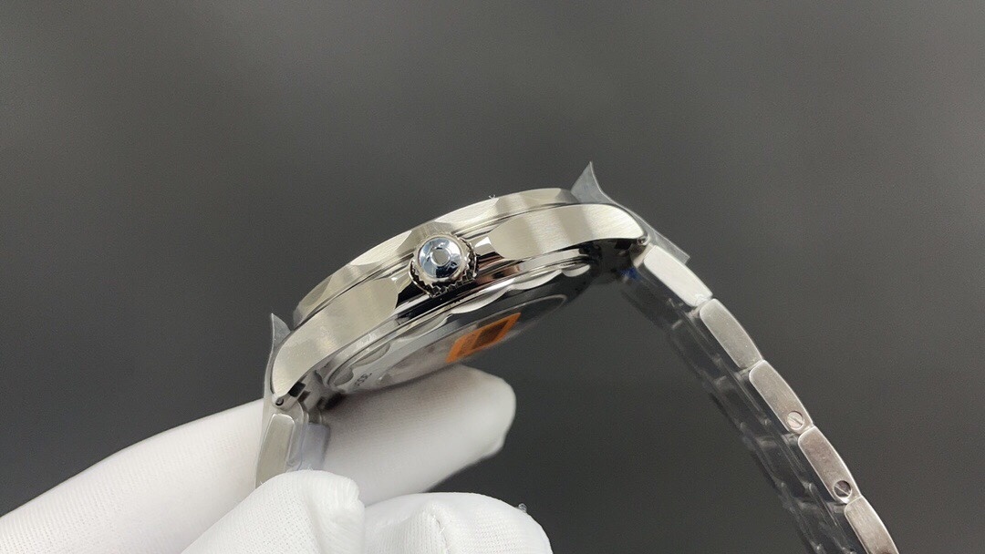 Omega Diver 300M Seamaster Steel Master Chronometer Certified .