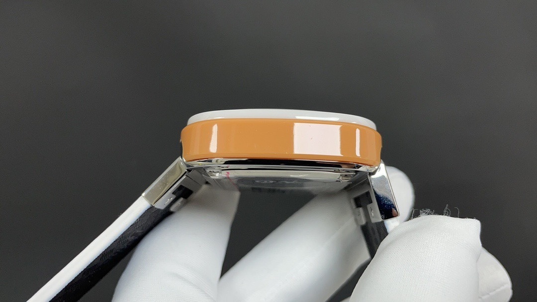 Top-grade watches 04896 SEVEN FRIDAY ESSENCE automatic winding SF-P1B/03