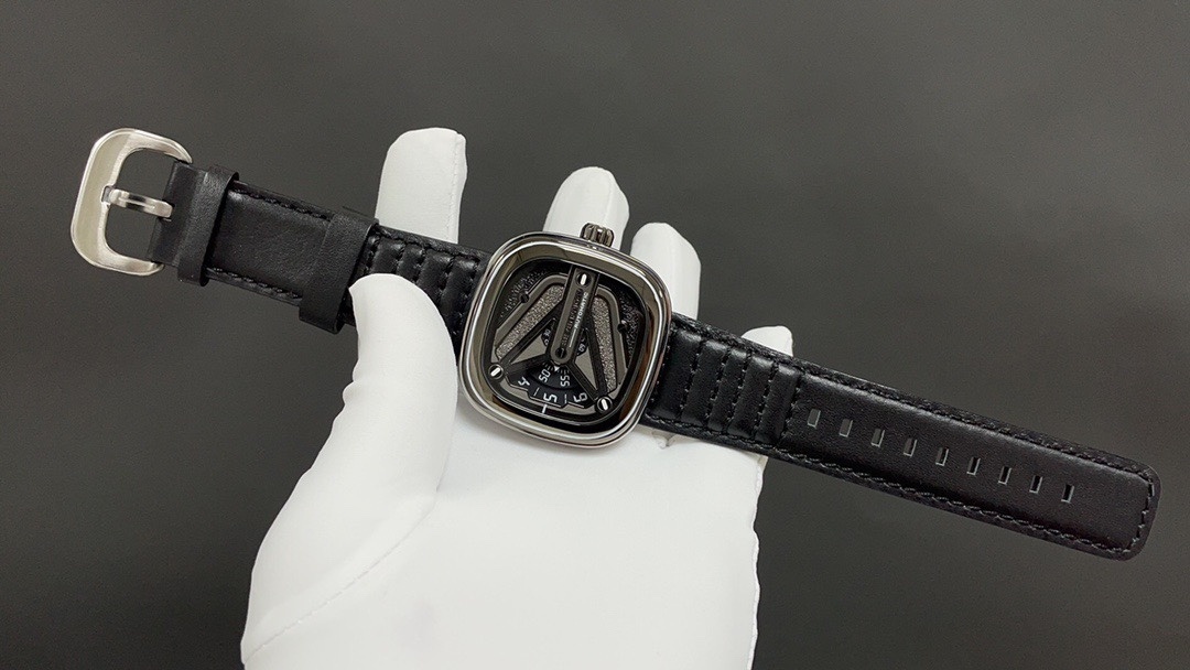 Top-grade watches 04916 SevenFriday Men's Watch M-Series Automatic Silver Tone Case Black Strap M3-08