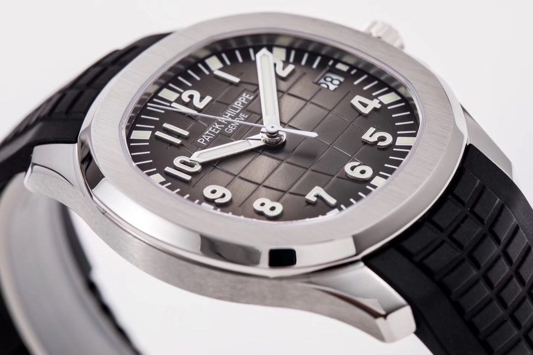 Patek Philippe Aquanaut for Price on request for sale from