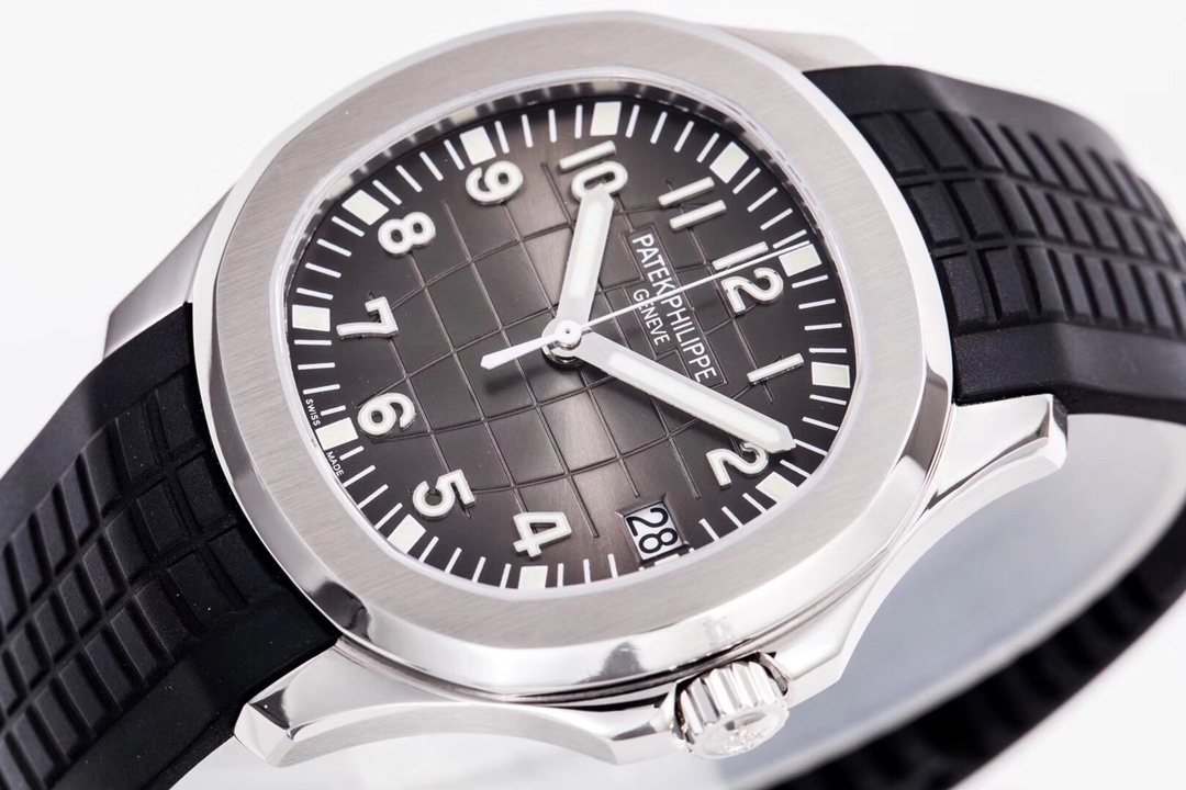 Patek Philippe Aquanaut for Price on request for sale from