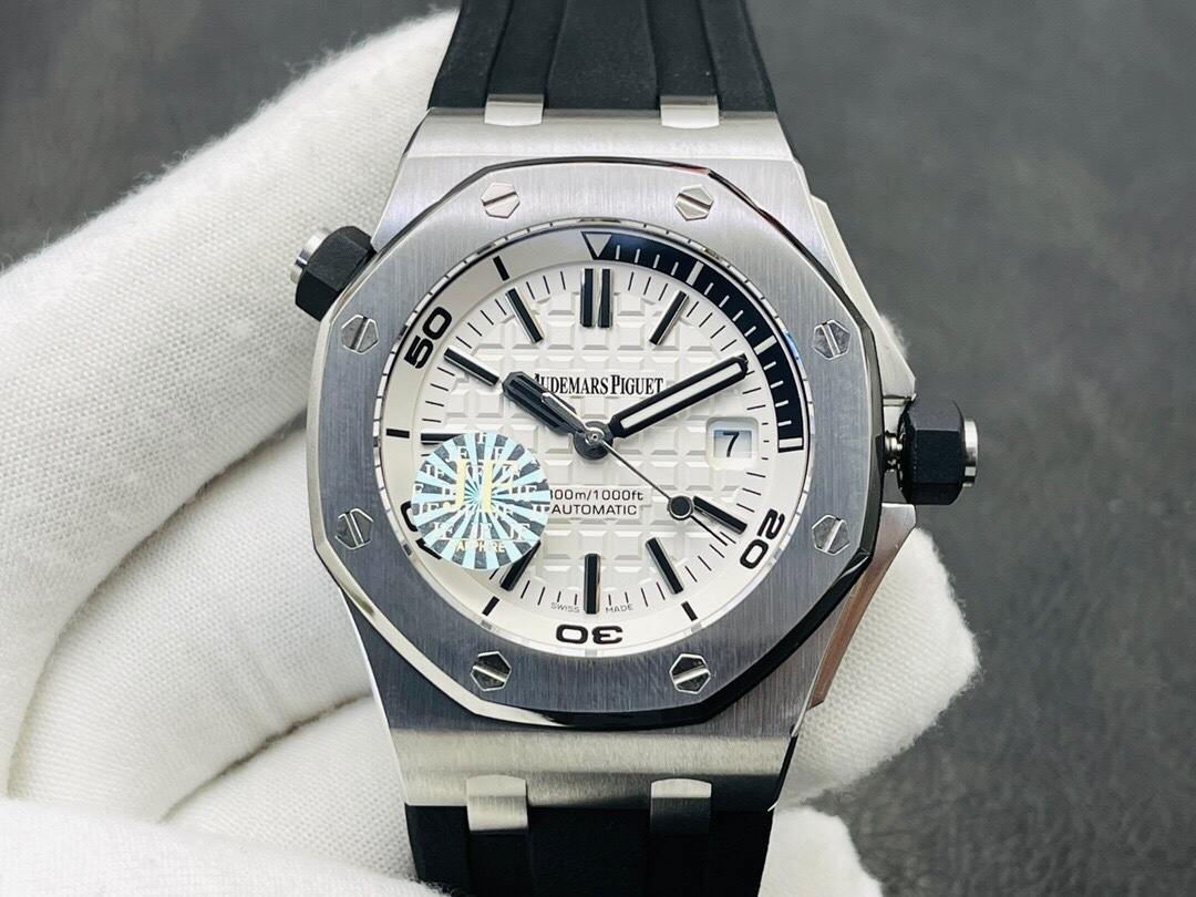 Audemars Piguet Offshore Diver 42mm Steel Silver Dial 15710ST.OO.A002CA.02 – PRE-OWNED