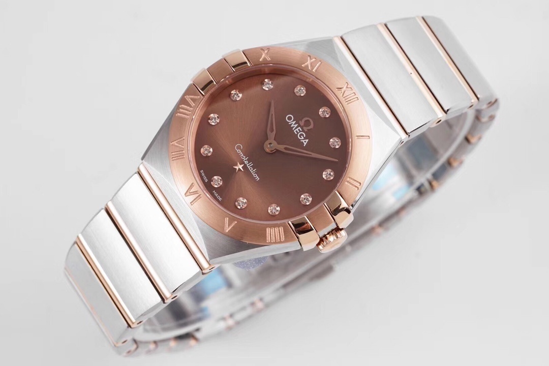 Omega Constellation 28 mm, steel - Sedna™ gold on steel - Sedna