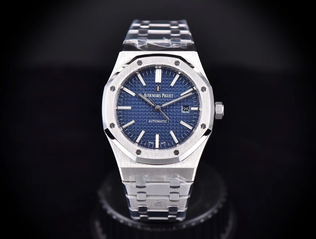 Audemars Piguet Royal Oak Selfwinding 41mm Stainless Steel Blue Dial 15400ST