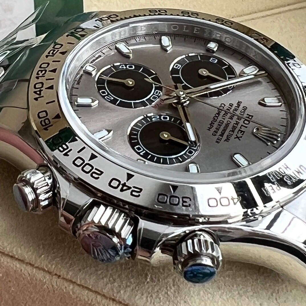 Rolex Daytona NEW 2025 Daytona 40mm 126509 White Gold Silver Ghost Dial