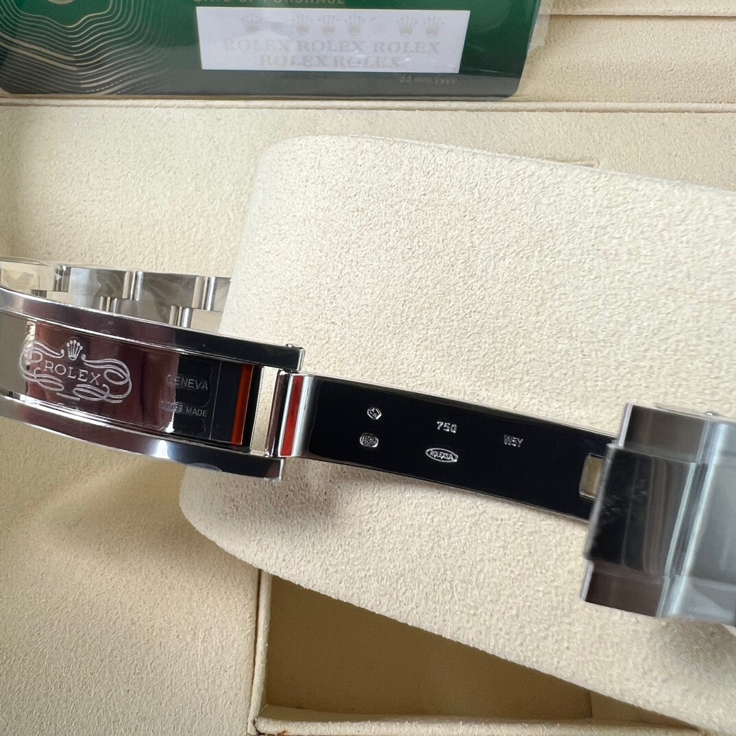 Rolex Daytona NEW 2025 Daytona 40mm 126509 White Gold Silver Ghost Dial