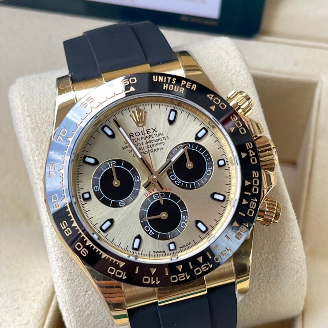 Top-grade watches 05829 Rolex Daytona Pikachu Dial 116518LN Black Ceramic 18K Yellow Gold Box Paper