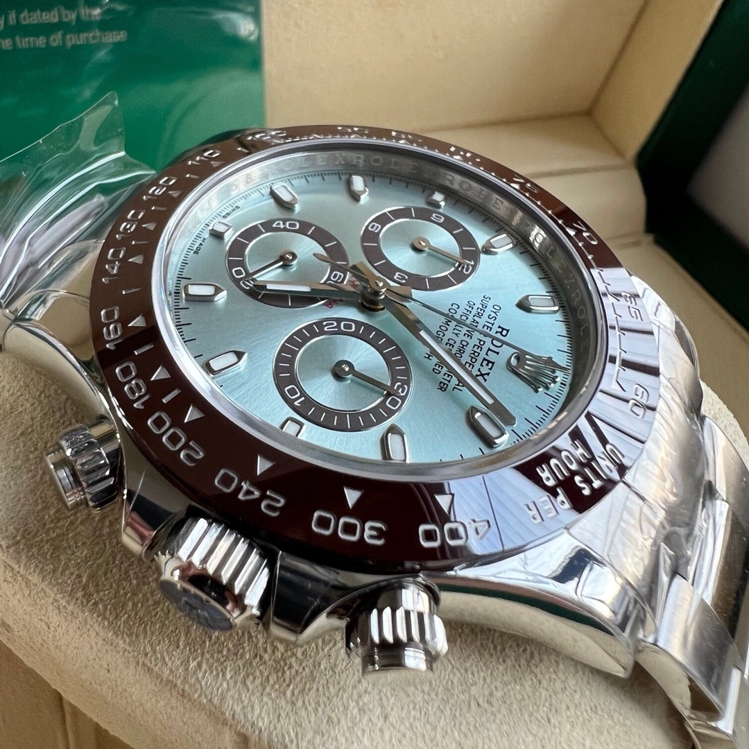 Rolex  Cosmograph Daytona Chronograph Automatic Chronometer Ice-Blue Dial Men's Watch