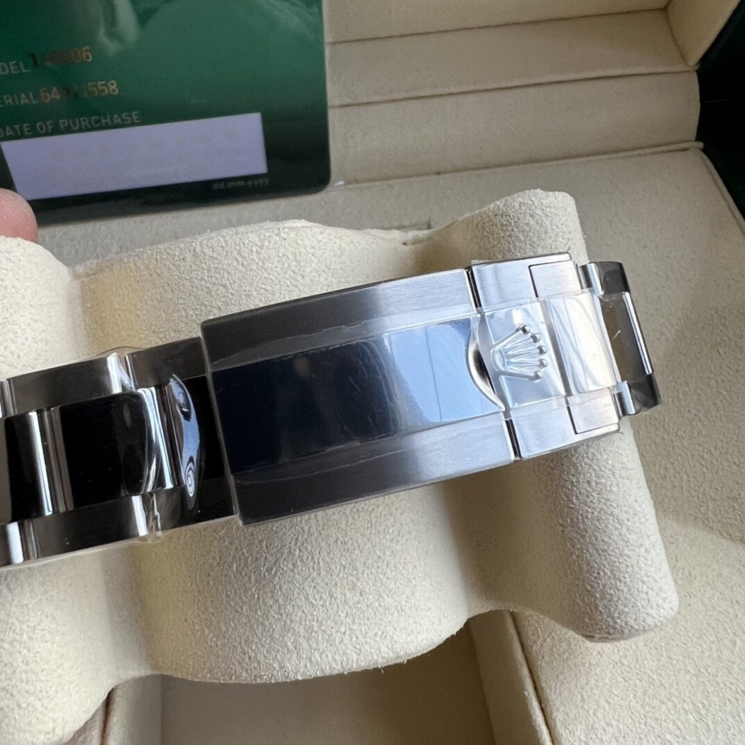 Rolex Daytona Chronograph Platinum Ice Blue Dial Watch B/P '23' 116506