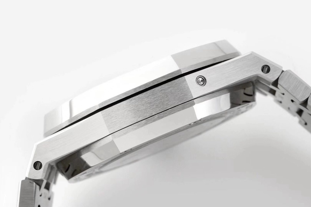 Audemars Piguet 26574ST.OO.1220ST.01 Royal Oak Perpetual Calendar 41mm Watch