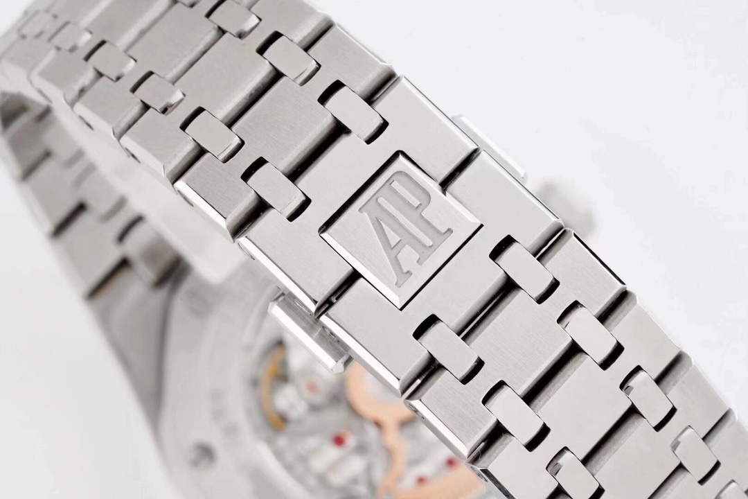 Audemars Piguet - Royal Oak Perpetual Calendar Limited Edition For Unique Timepieces