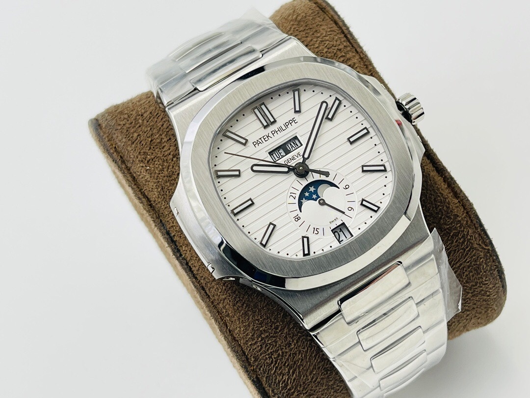 Patek Philippe Nautilus Moonphase Watch Ref. 5726