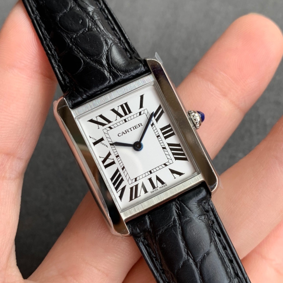 Cartier Tank Solo Steel Ladies Small Quartz Leather Strap Watch W5200005