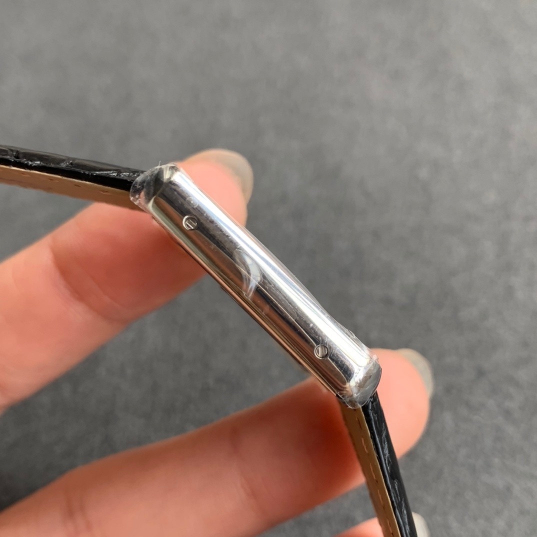 Cartier Tank Solo Steel Ladies Small Quartz Leather Strap Watch W5200005