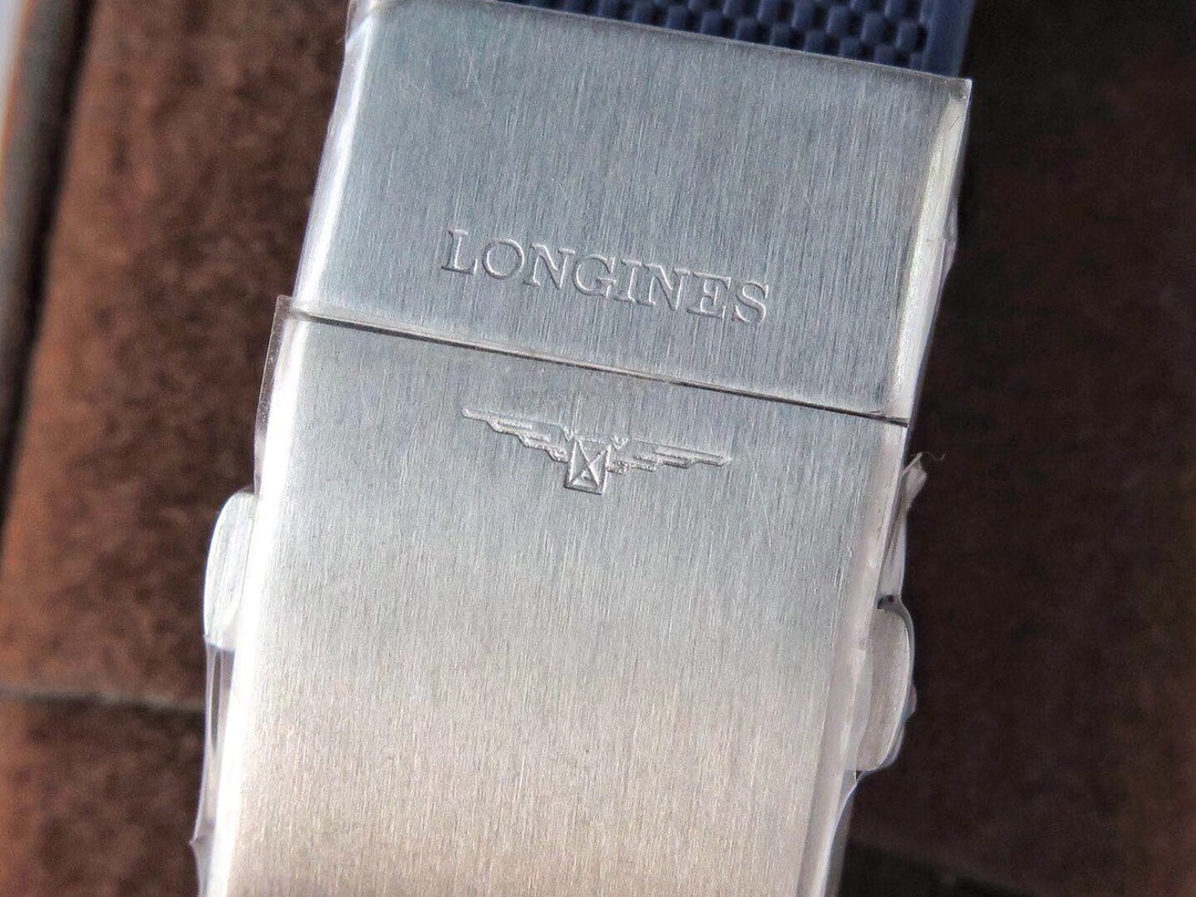 Longines HydroConquest Automatic Chronograph Stainless Steel Black Rubber Strap Black Dial Date Divers Mens Watch L3.783.4.56.9