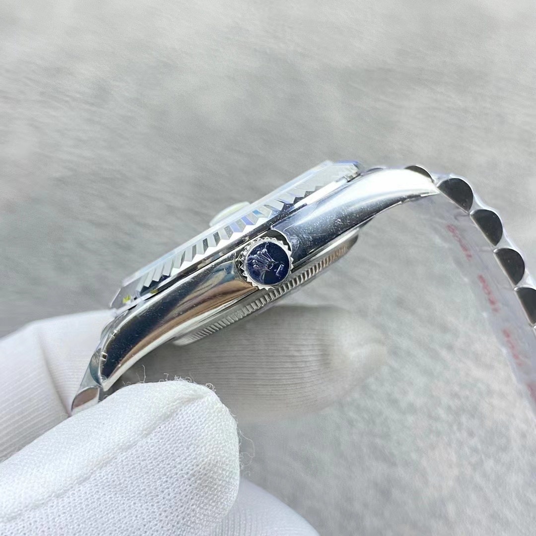 Rolex Datejust 41 Mint Green Dial NEW