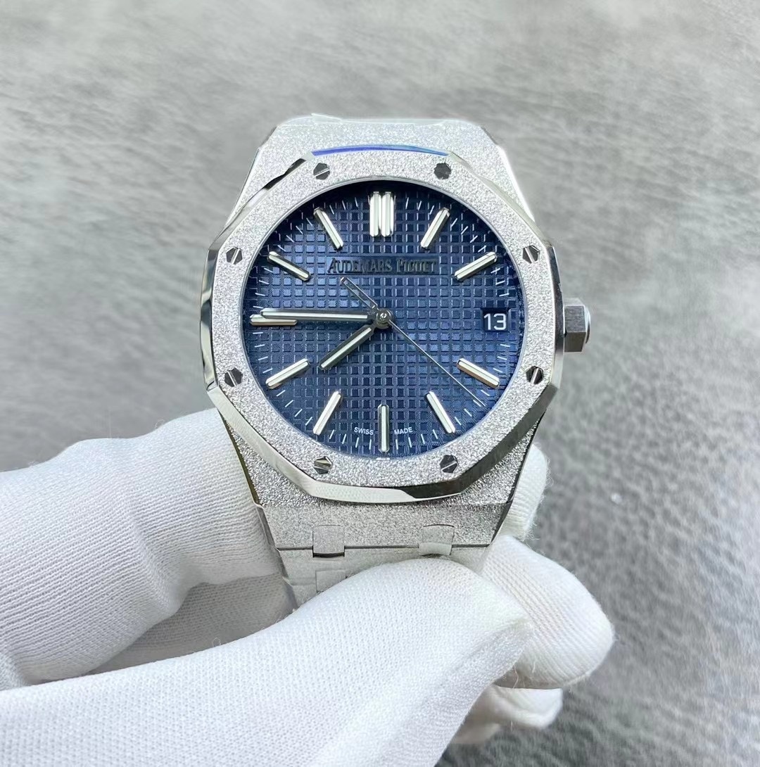 Audemars Piguet Royal oak 41 15500st.OO.1220st.01 Blue Dial-box and papers