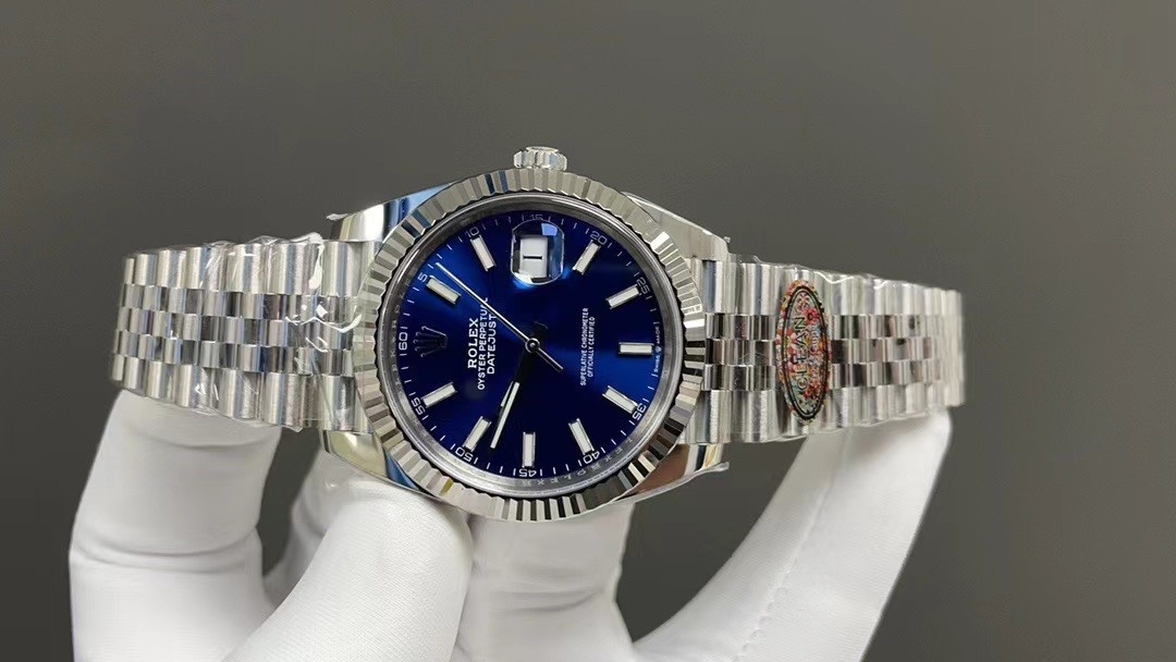 Rolex Datejust 41mm 126334 18K/SS Blue dial -