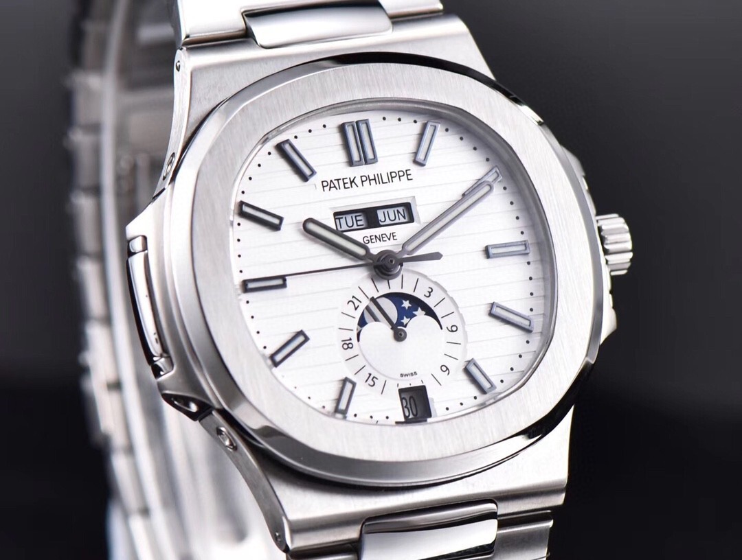 Patek Philippe Nautilus Annual Calendar 40.5mm Watch – Ref: 5726/1A-010 – Silver White Moon-Phase Dial, Stainless Steel Bracelet