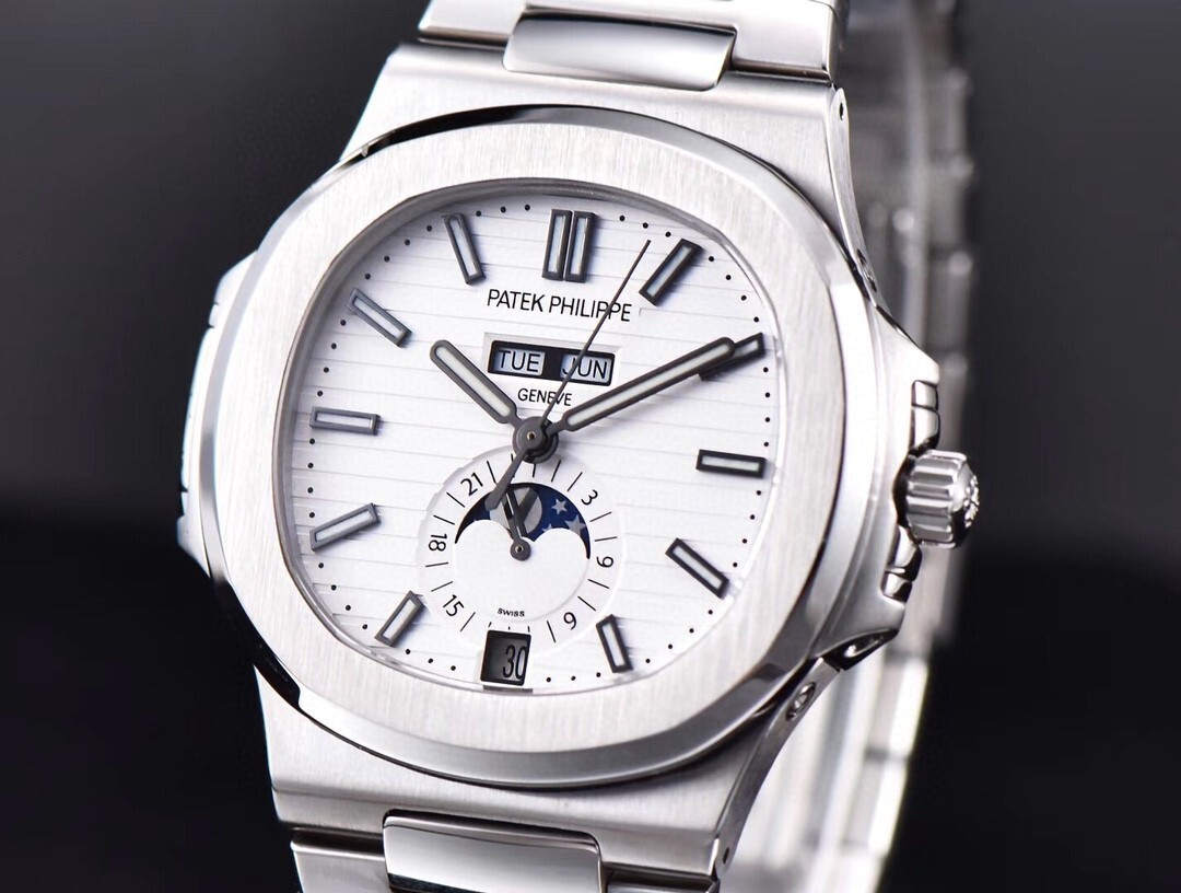 Patek Philippe Nautilus Annual Calendar 40.5mm Watch – Ref: 5726/1A-010 – Silver White Moon-Phase Dial, Stainless Steel Bracelet