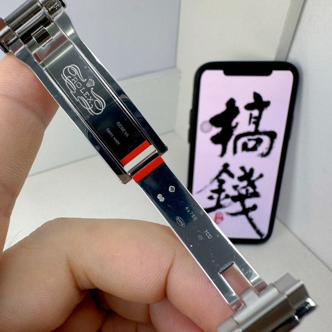 Rolex Daytona 40mm Oyster Flex 116519LN White Gold